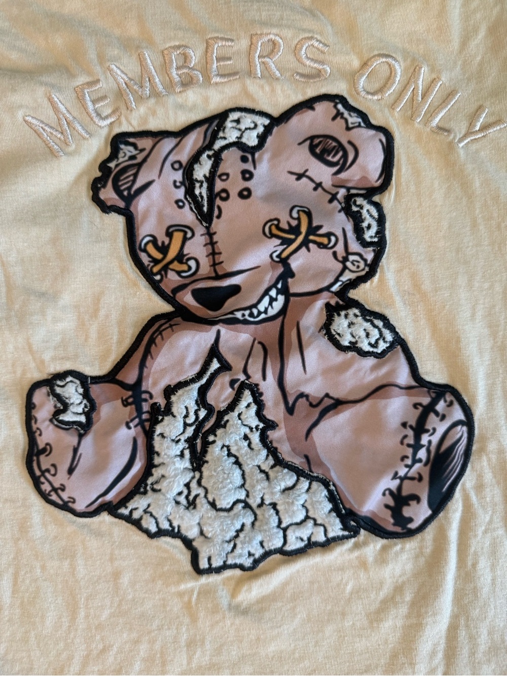Members Only Distressed Teddy Bear Graphic Tee Small